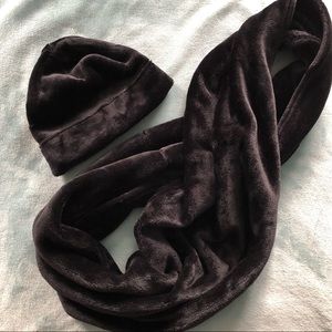 Soft black hat & infinity scarf bundle